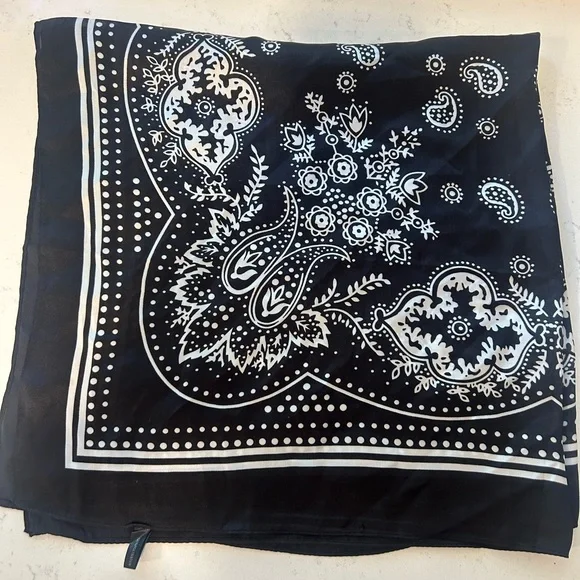 Black and White Bandana Scarf - Picture 3 of 3
